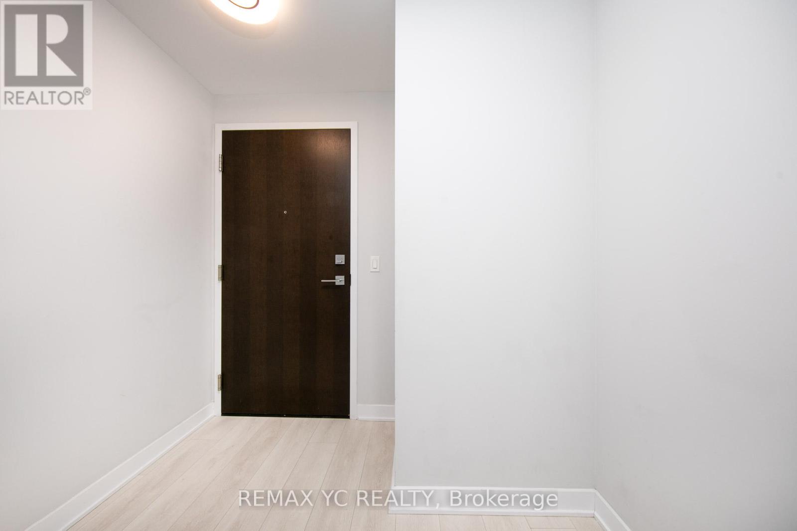 3708 - 2221 Yonge Street, Toronto, Ontario  M4S 2B4 - Photo 15 - C12537280