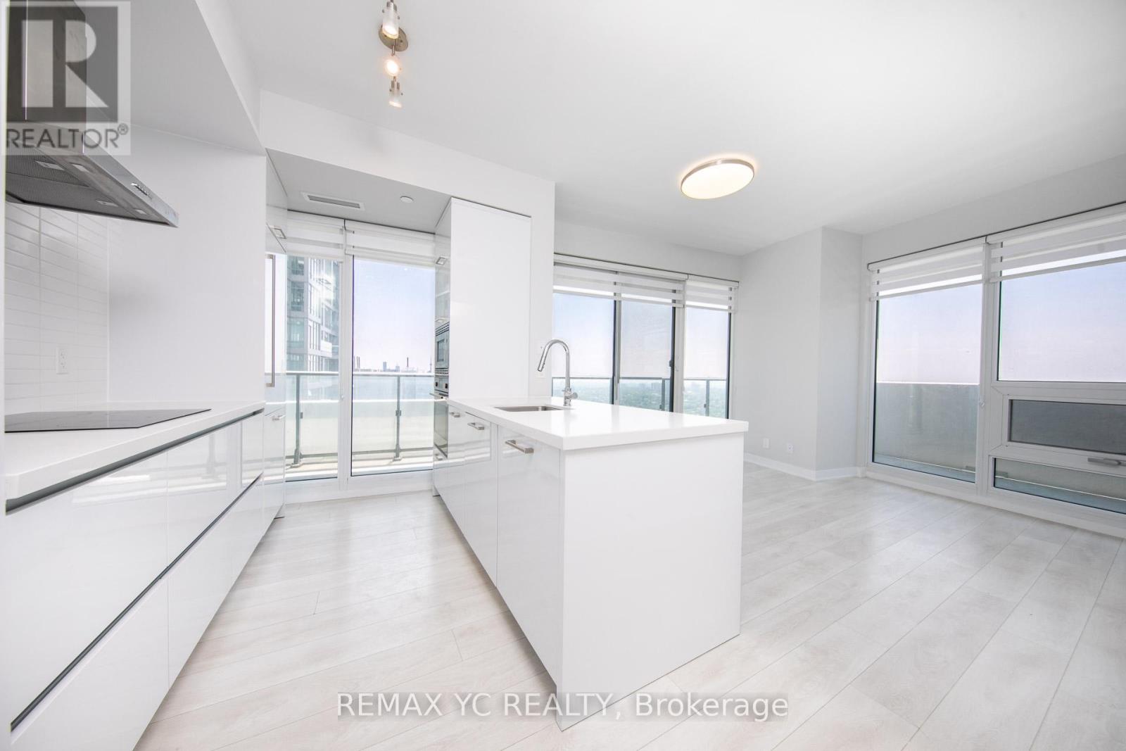 3708 - 2221 Yonge Street, Toronto, Ontario  M4S 2B4 - Photo 5 - C12537280