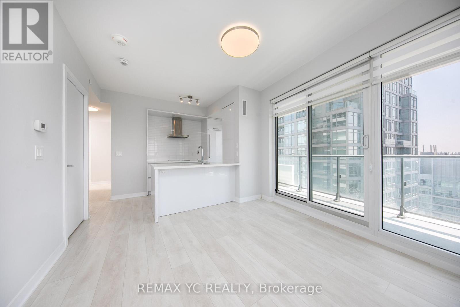 3708 - 2221 Yonge Street, Toronto, Ontario  M4S 2B4 - Photo 6 - C12537280