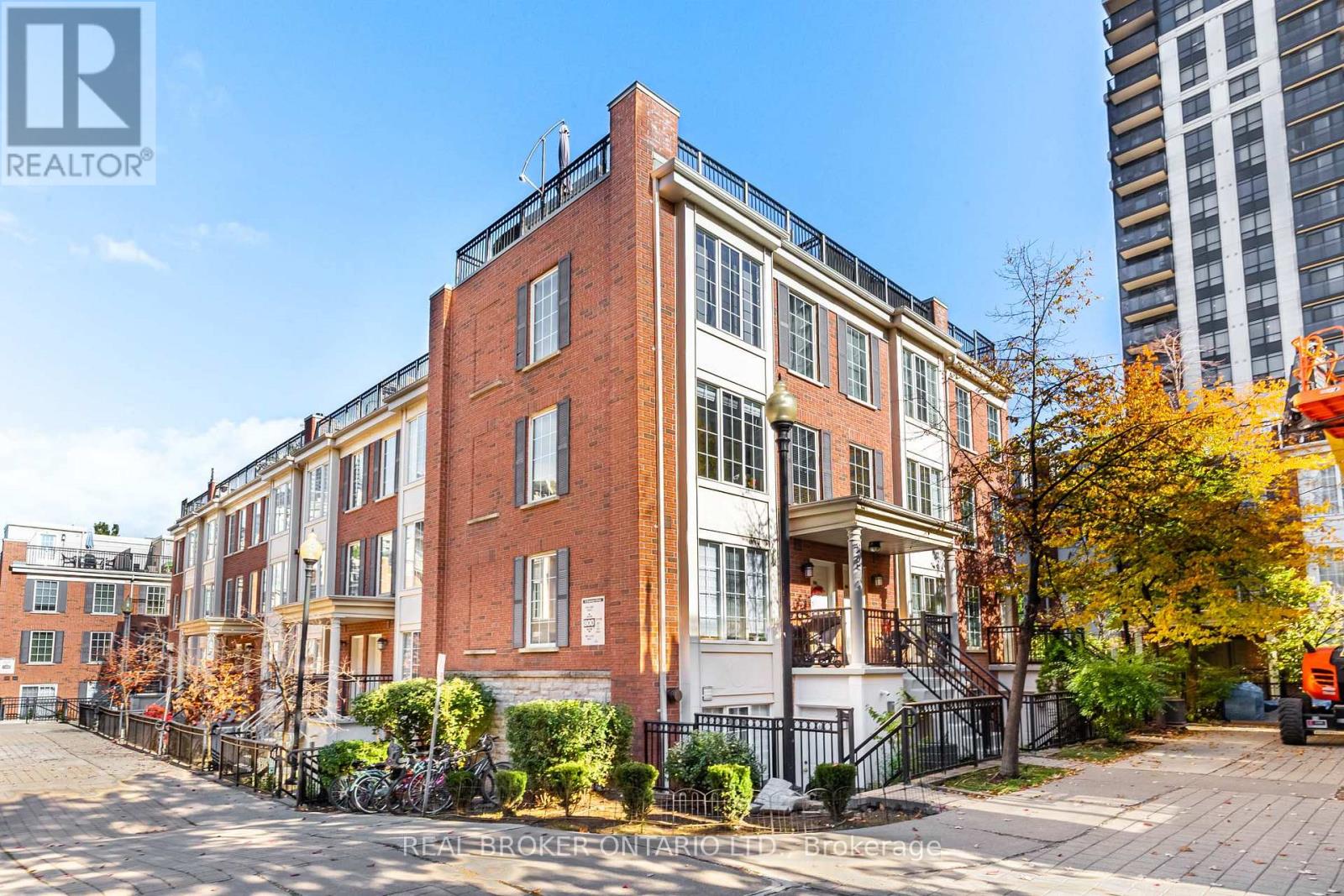 822 - 5 EVERSON DRIVE, Toronto, Ontario