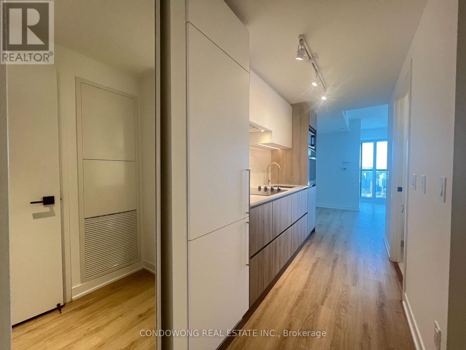 4809 - 319 Jarvis Street, Toronto, Ontario  M5B 0C8 - Photo 3 - C12537290