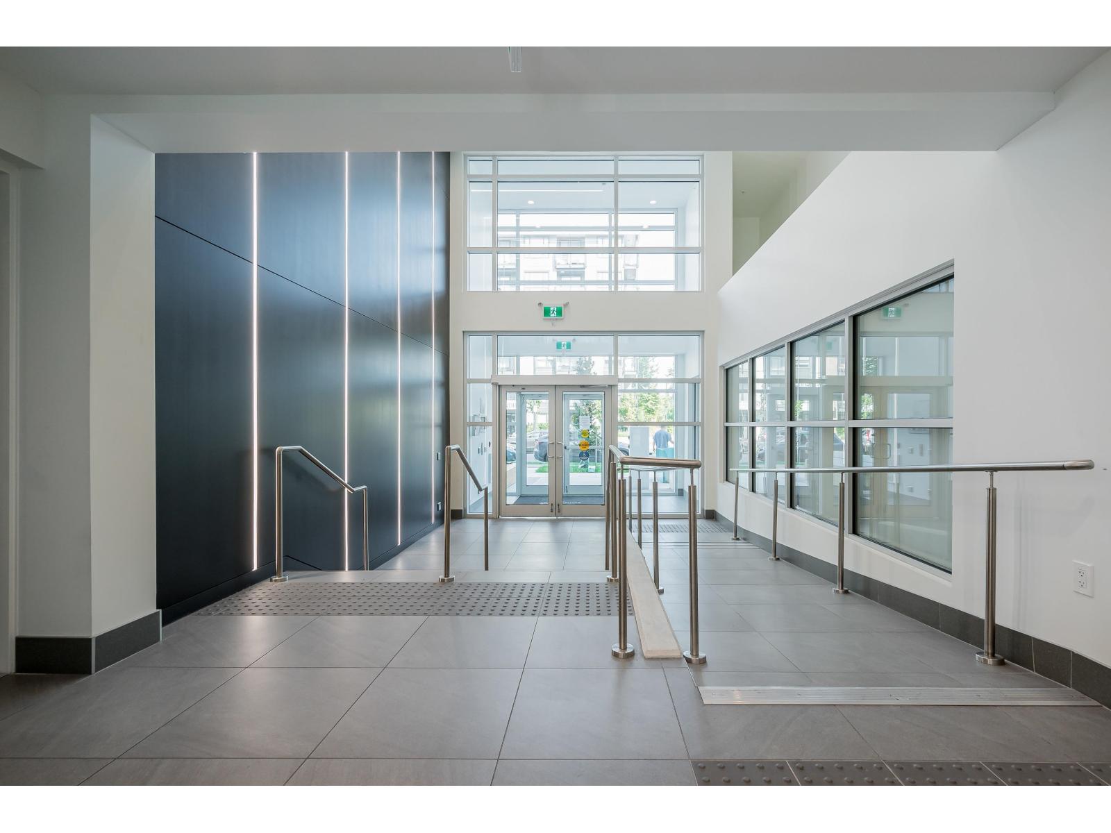 209 10777 138 Street, Surrey, British Columbia  V3T 0T5 - Photo 5 - R3066615