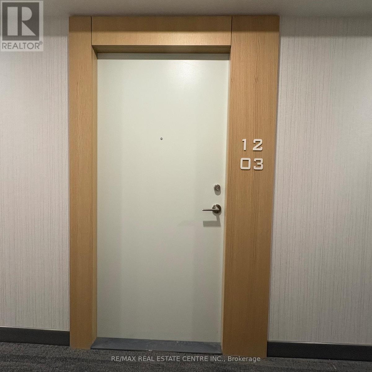 1203 - 1100 Sheppard Avenue W, Toronto, Ontario  M3J 0H1 - Photo 2 - W12533702