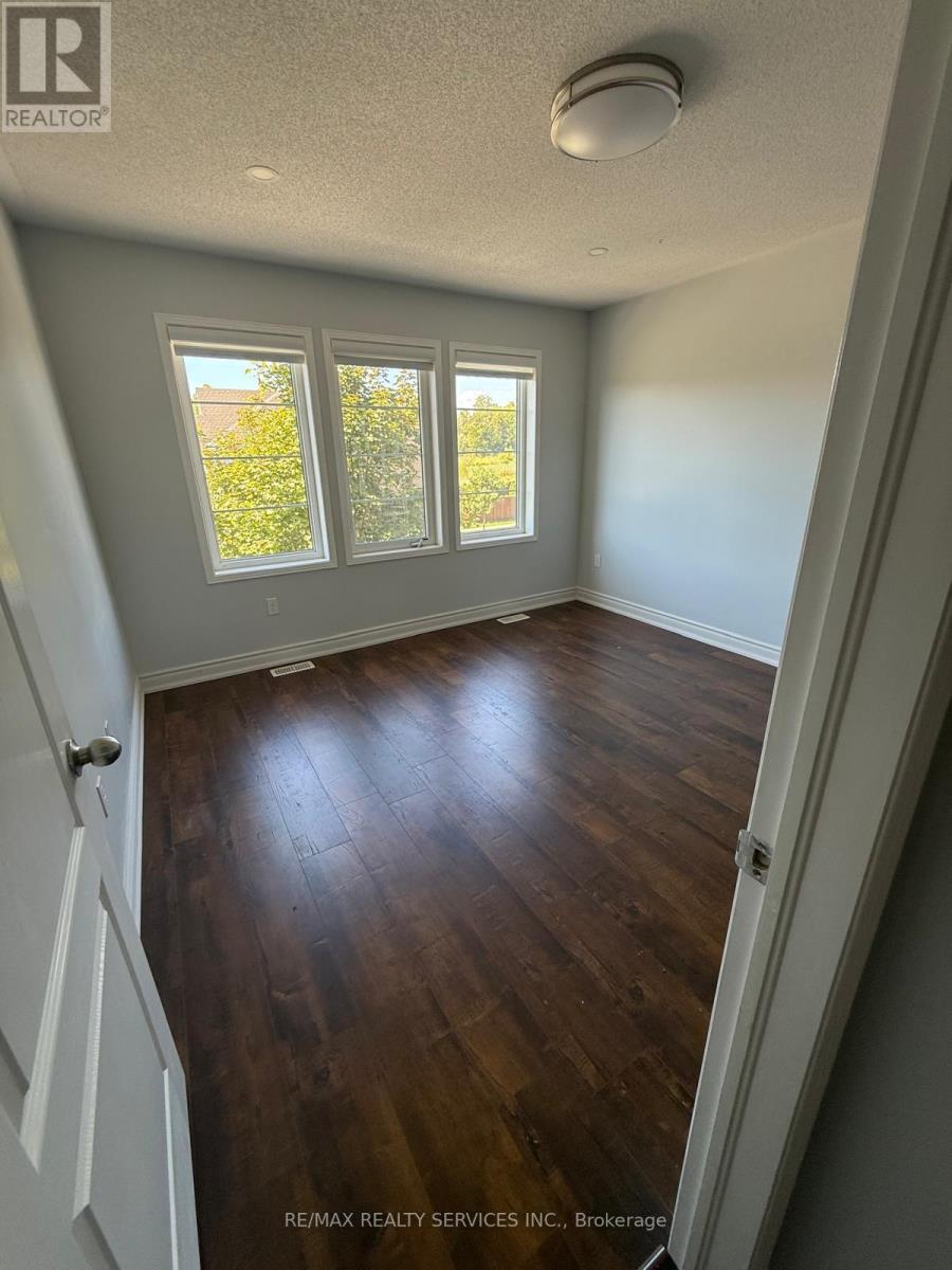 2419 Kentucky Derby Way E, Oshawa, Ontario  L1L 0H3 - Photo 12 - E12537066