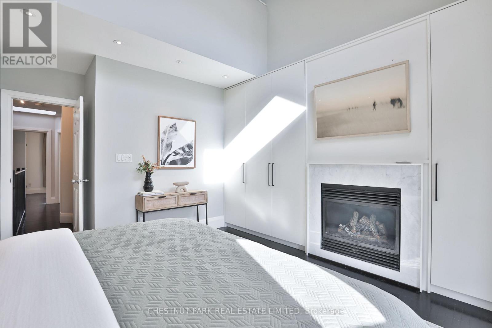 122 Ivy Avenue, Toronto, Ontario M4L 2H7 - Photo 24 - E12537120