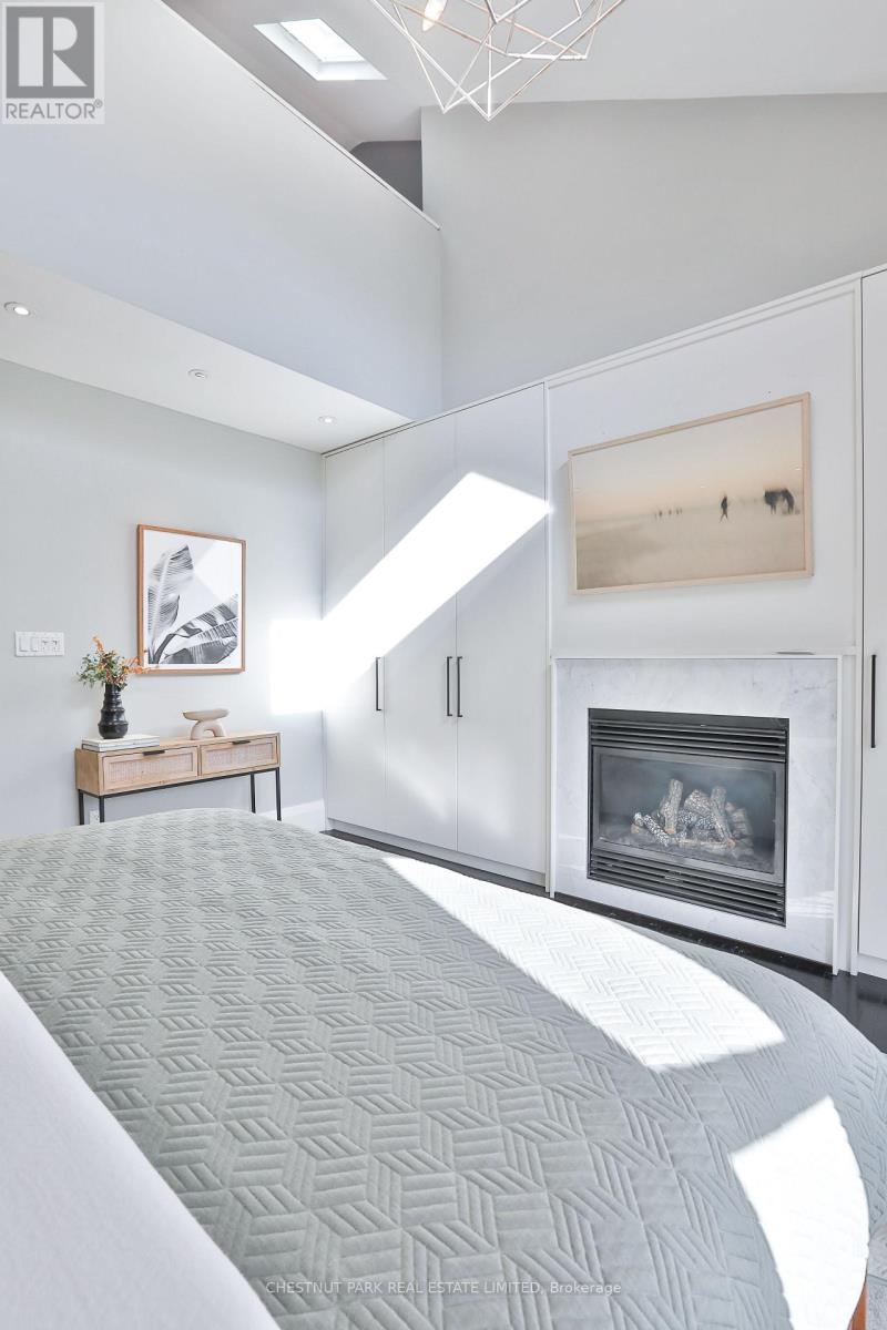 122 Ivy Avenue, Toronto, Ontario M4L 2H7 - Photo 25 - E12537120