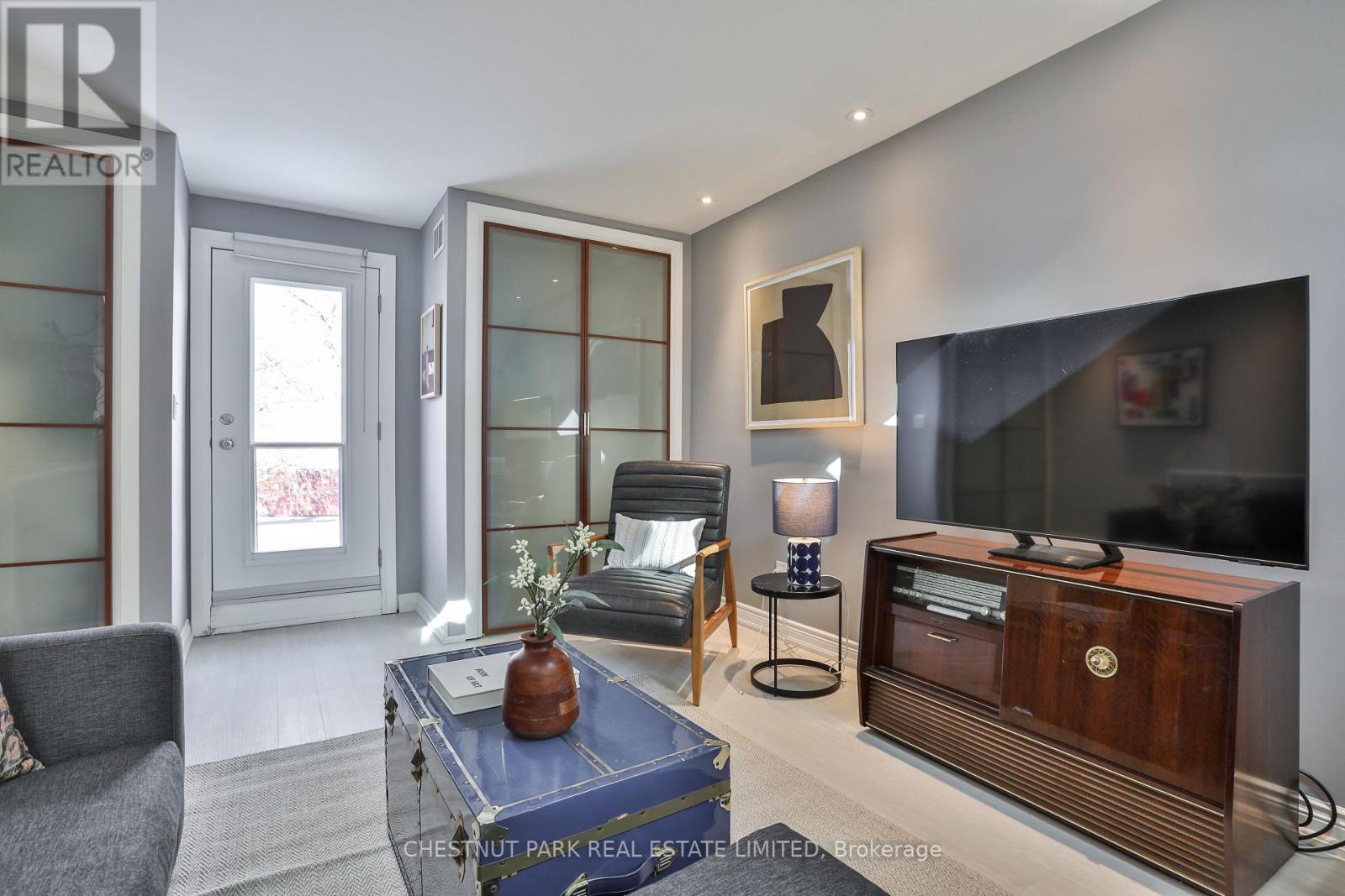 122 Ivy Avenue, Toronto, Ontario M4L 2H7 - Photo 35 - E12537120