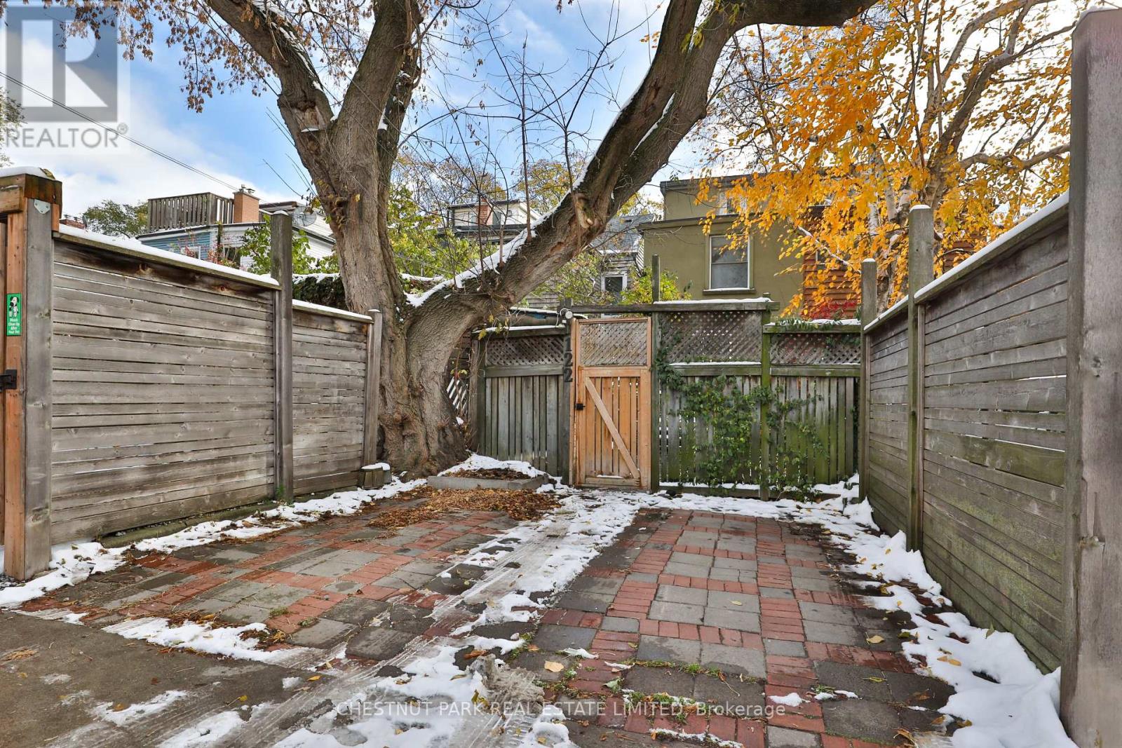 122 Ivy Avenue, Toronto, Ontario M4L 2H7 - Photo 49 - E12537120