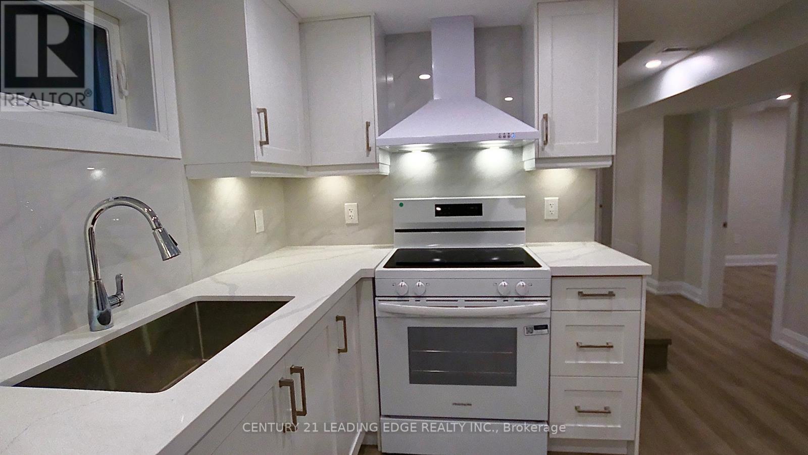 97 Lowcrest Boulevard, Toronto, Ontario  M1T 1K7 - Photo 16 - E12537146