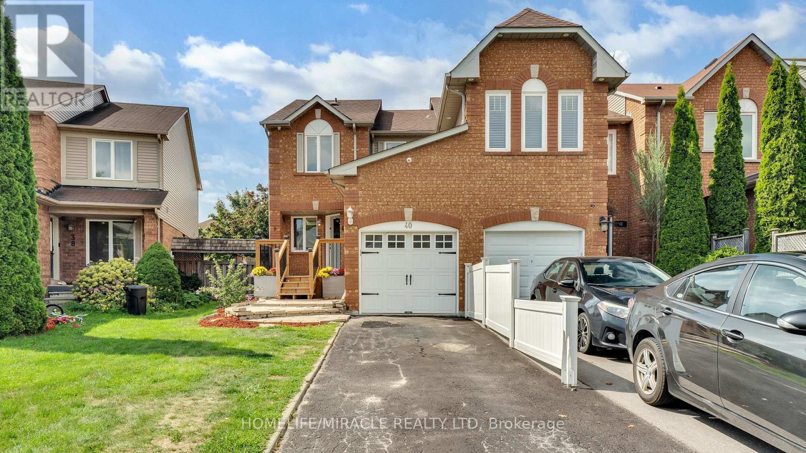 40 Landerville Lane, Clarington, Ontario  L1C 4W8 - Photo 2 - E12537150