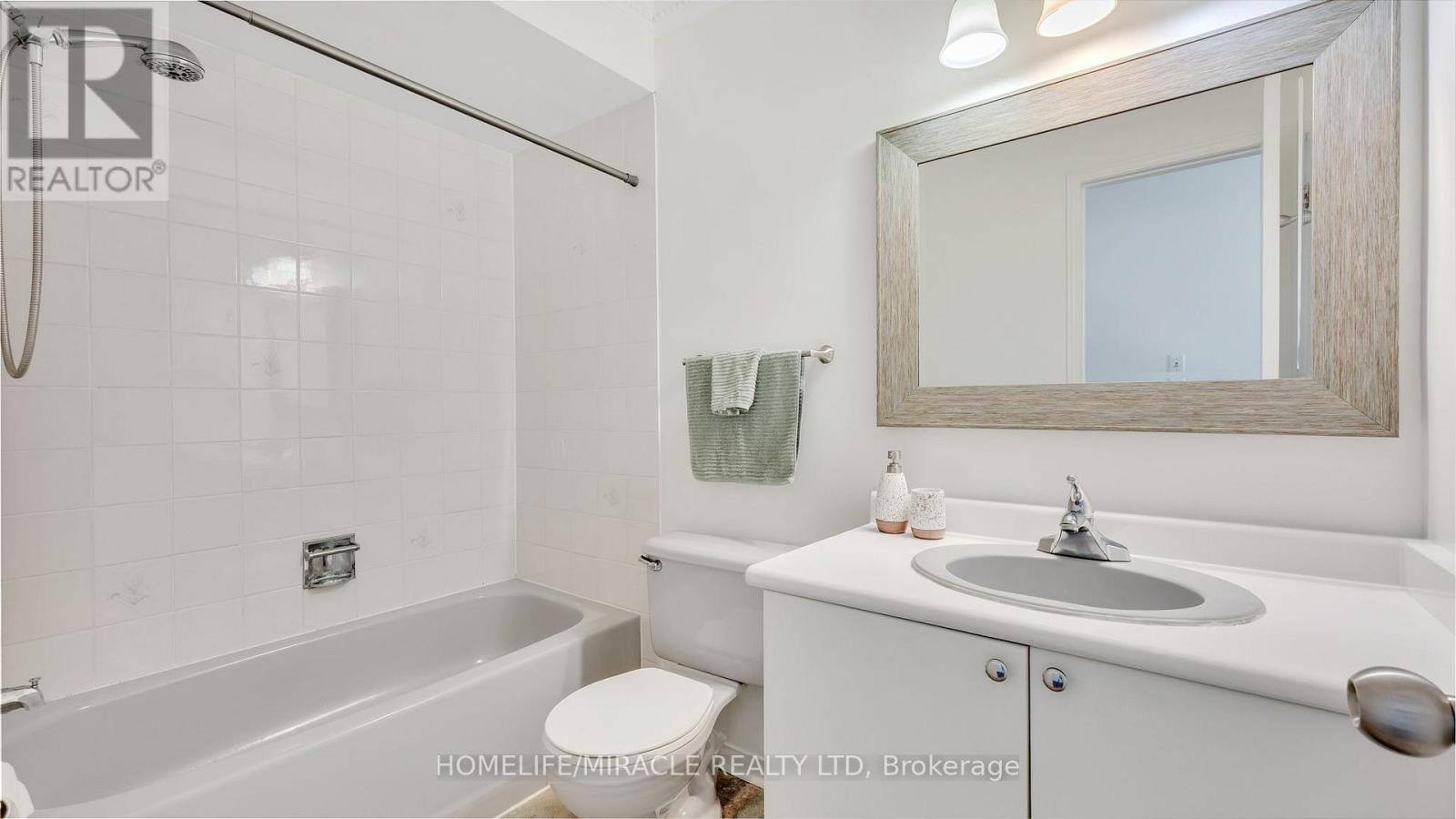 40 Landerville Lane, Clarington, Ontario  L1C 4W8 - Photo 33 - E12537150