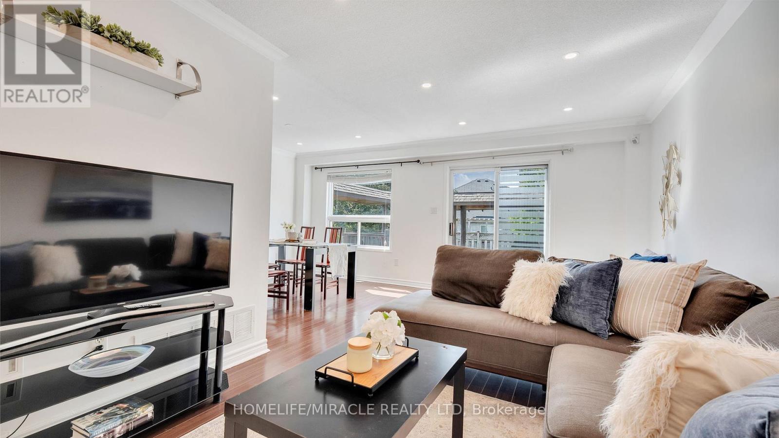 40 Landerville Lane, Clarington, Ontario  L1C 4W8 - Photo 9 - E12537150