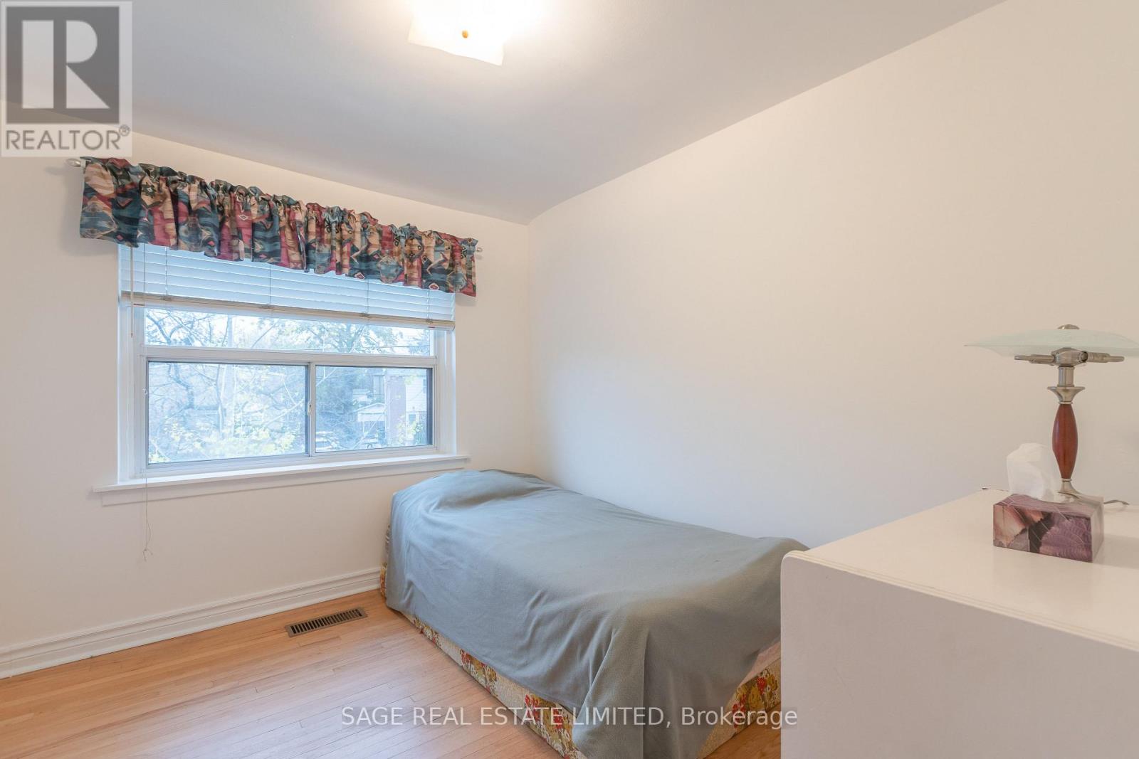 25 Willowmount Drive, Toronto, Ontario  M1L 1X9 - Photo 18 - E12537206