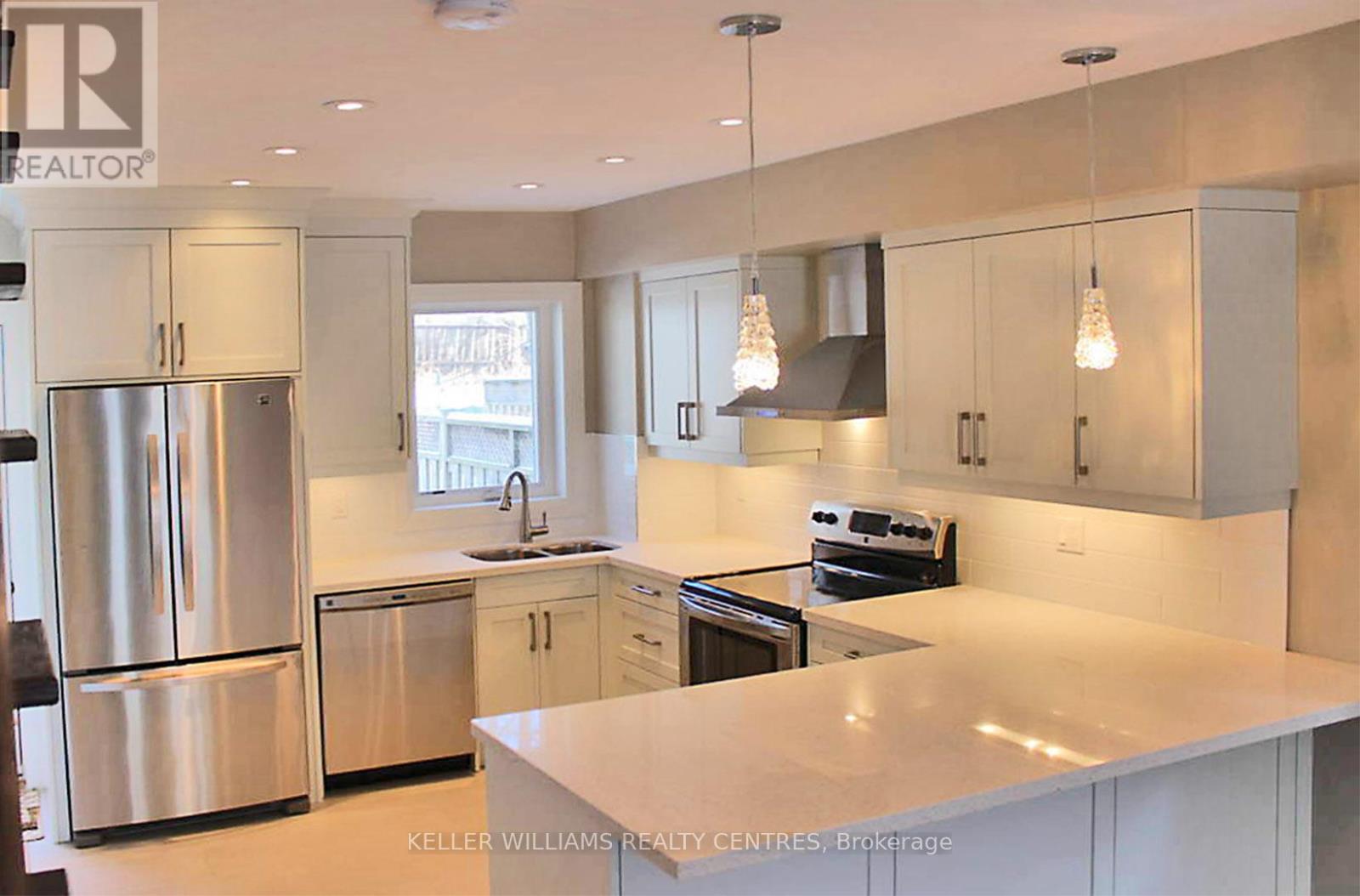 UPPER - 453 ASHDALE AVENUE, Toronto, Ontario