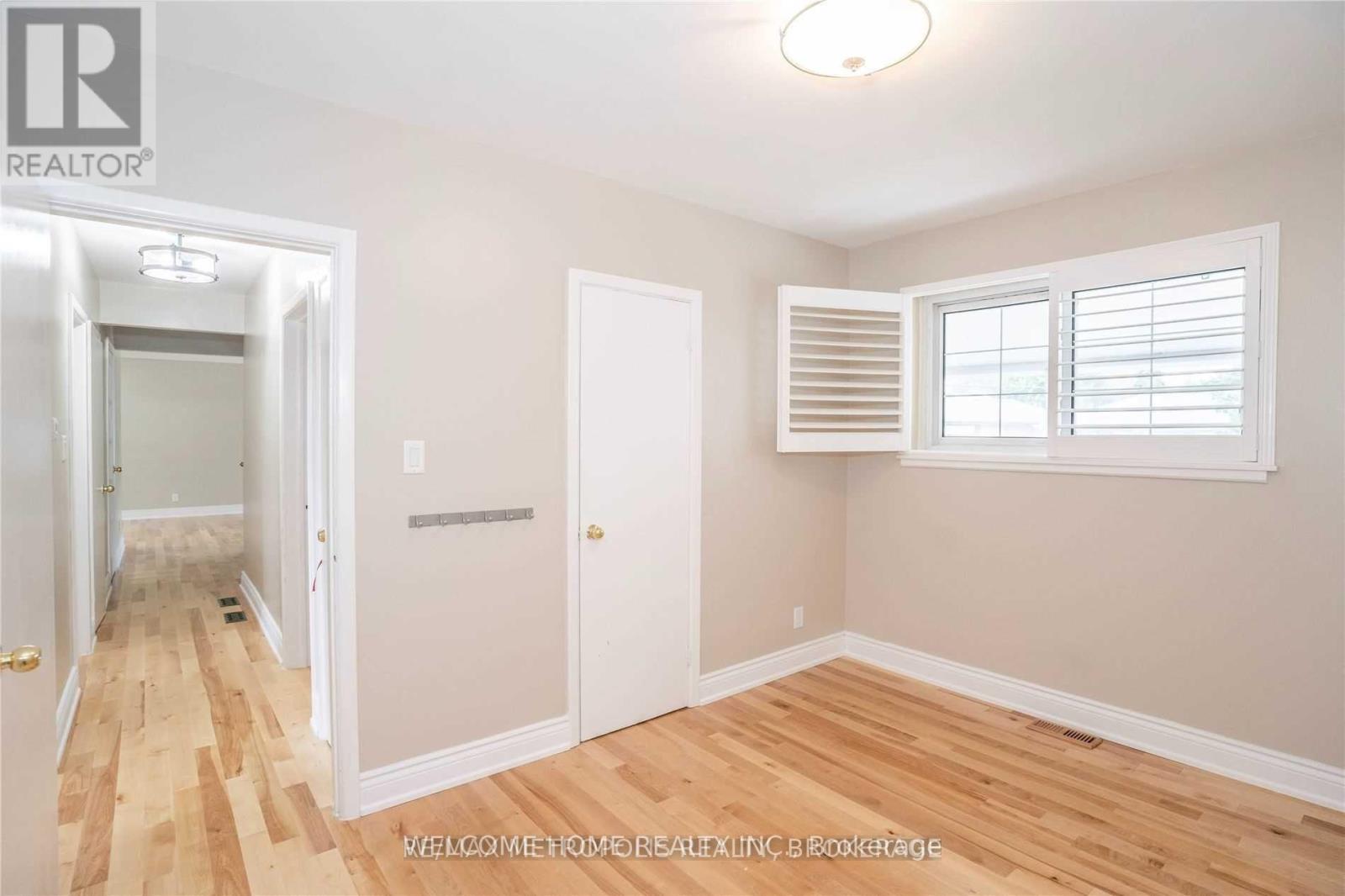 56 Ascolda Boulevard, Toronto, Ontario  M1J 2P1 - Photo 2 - E12537286