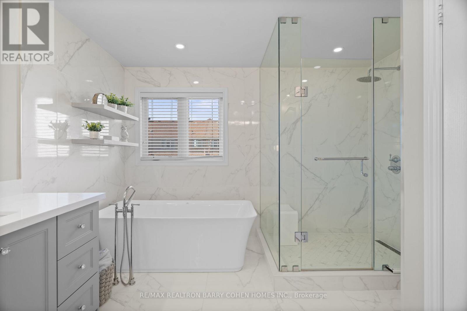 28 Mistywood Crescent, Vaughan, Ontario  L4J 9E6 - Photo 19 - N12537058