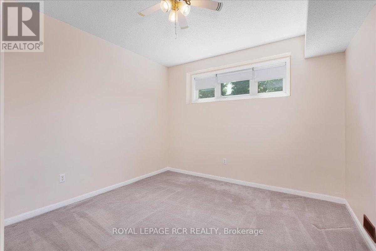 131 Mainprize Crescent, East Gwillimbury (Mt Albert), Ontario  L0G 1M0 - Photo 26 - N12537144