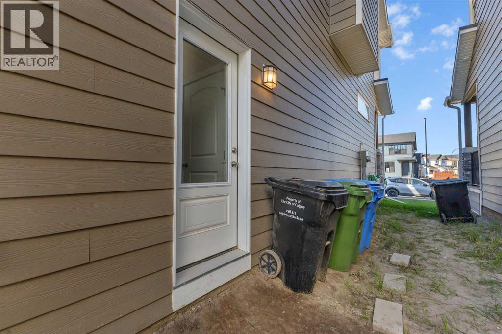 547 Rowmont Boulevard Nw, Calgary, Alberta  T3L 0G4 - Photo 34 - A2251329