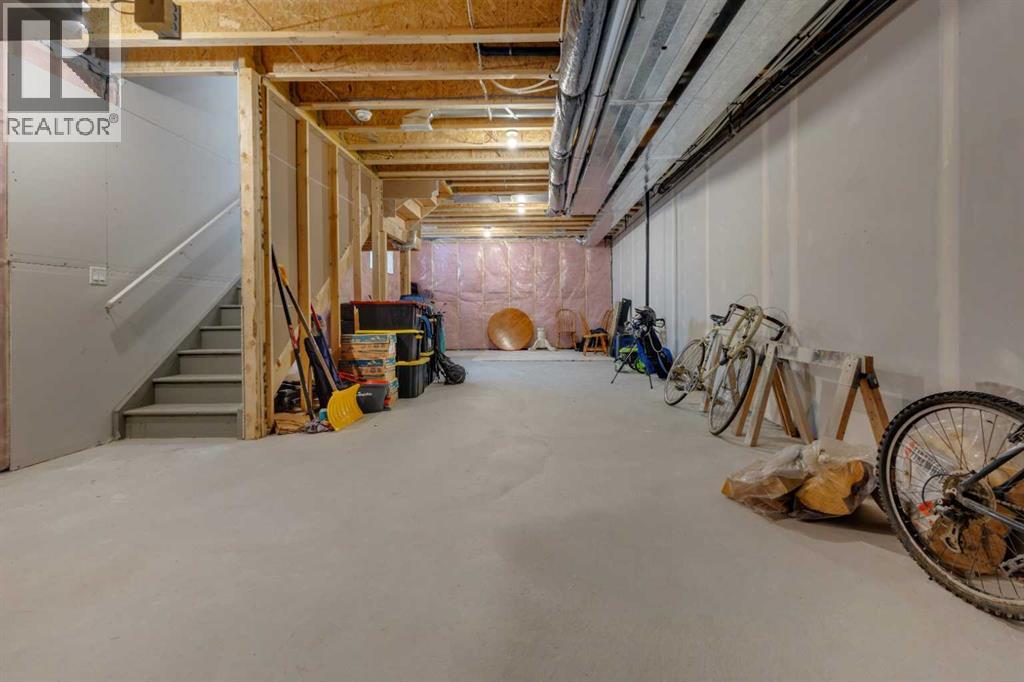 547 Rowmont Boulevard Nw, Calgary, Alberta  T3L 0G4 - Photo 32 - A2251329