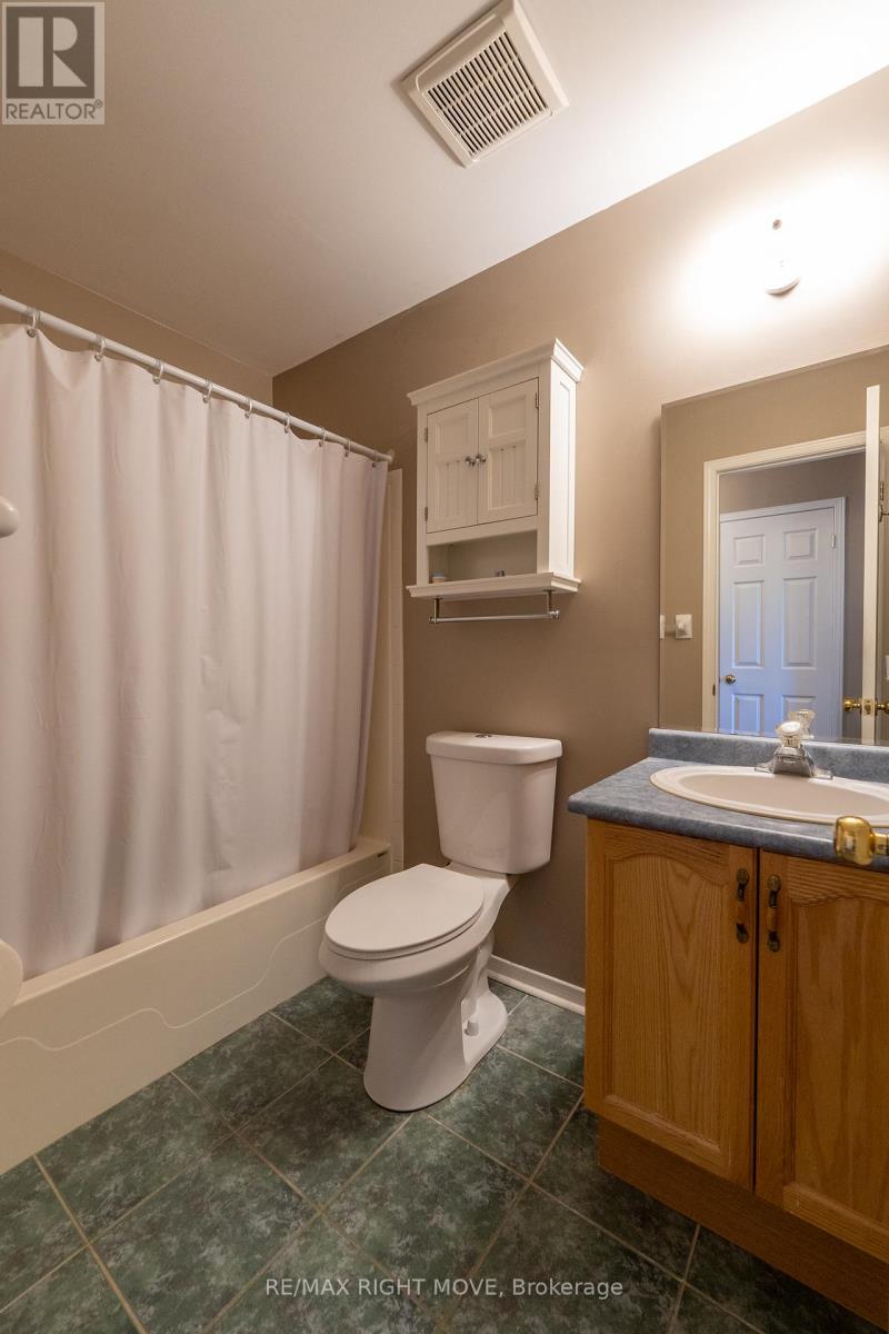 147 Julia Crescent, Orillia, Ontario  L3V 7X3 - Photo 22 - S12537062