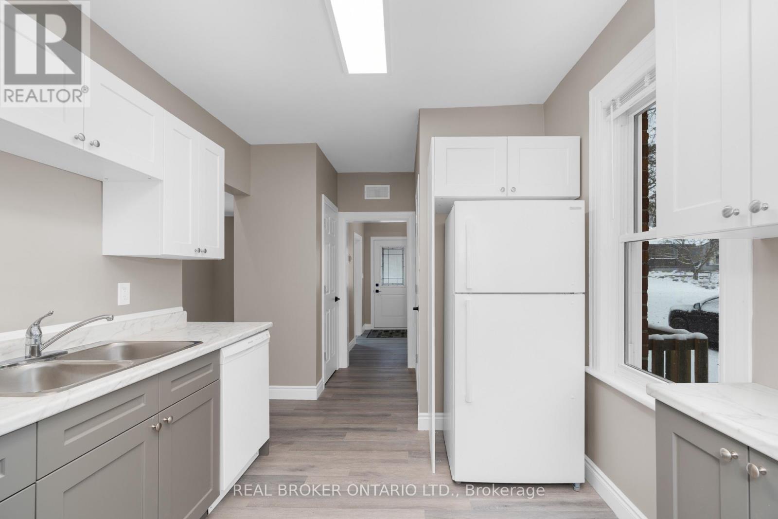 351 Arthur Street, Orillia, Ontario  L3V 3M9 - Photo 13 - S12537128