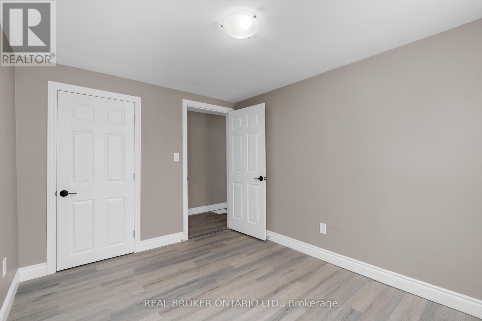 351 Arthur Street, Orillia, Ontario  L3V 3M9 - Photo 18 - S12537128