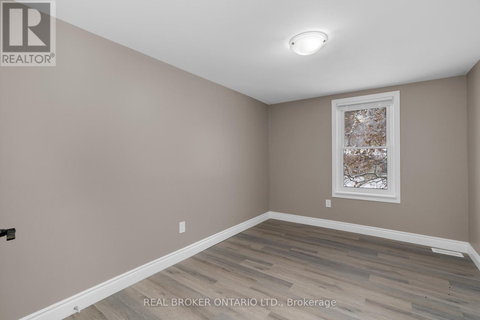 351 Arthur Street, Orillia, Ontario  L3V 3M9 - Photo 25 - S12537128