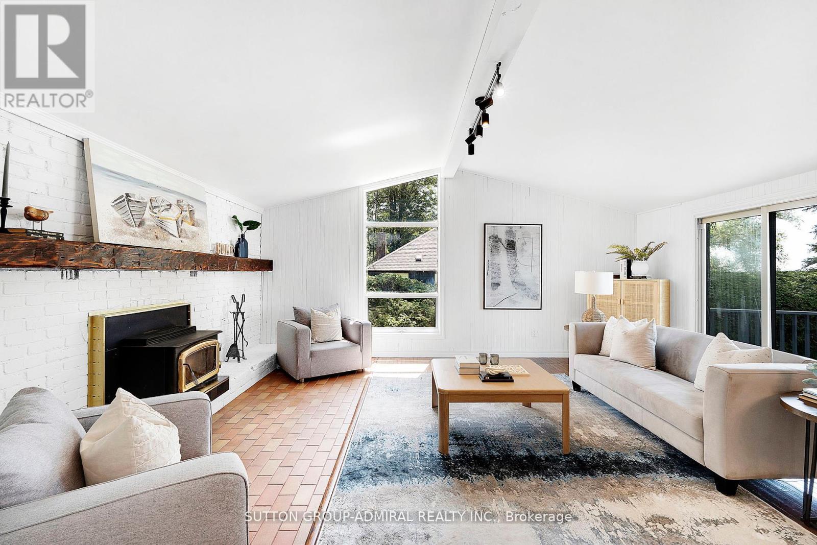 2232 Lakeshore Drive, Ramara, Ontario  L0K 1B0 - Photo 21 - S12537282