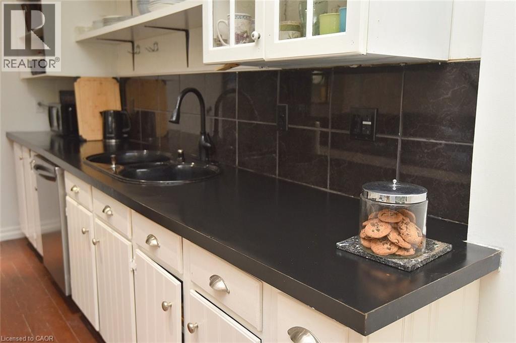 61 Burlington Street W, Hamilton, Ontario  L8L 1G6 - Photo 6 - 40785998