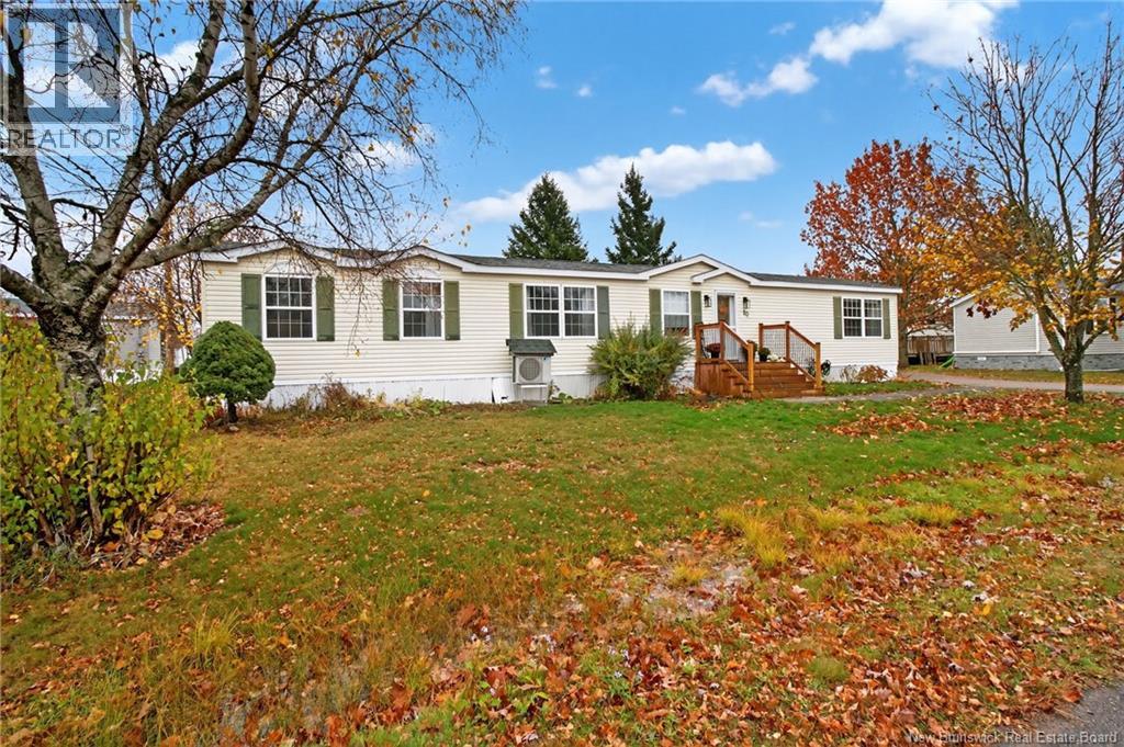 10 Pheasant Street, Moncton, New Brunswick  E1H 2Z4 - Photo 3 - NB130012