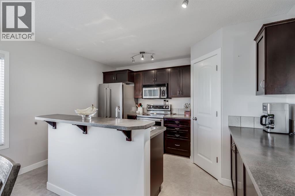 212 Luxstone Place Sw, Airdrie, Alberta  T4B 3C1 - Photo 8 - A2264979