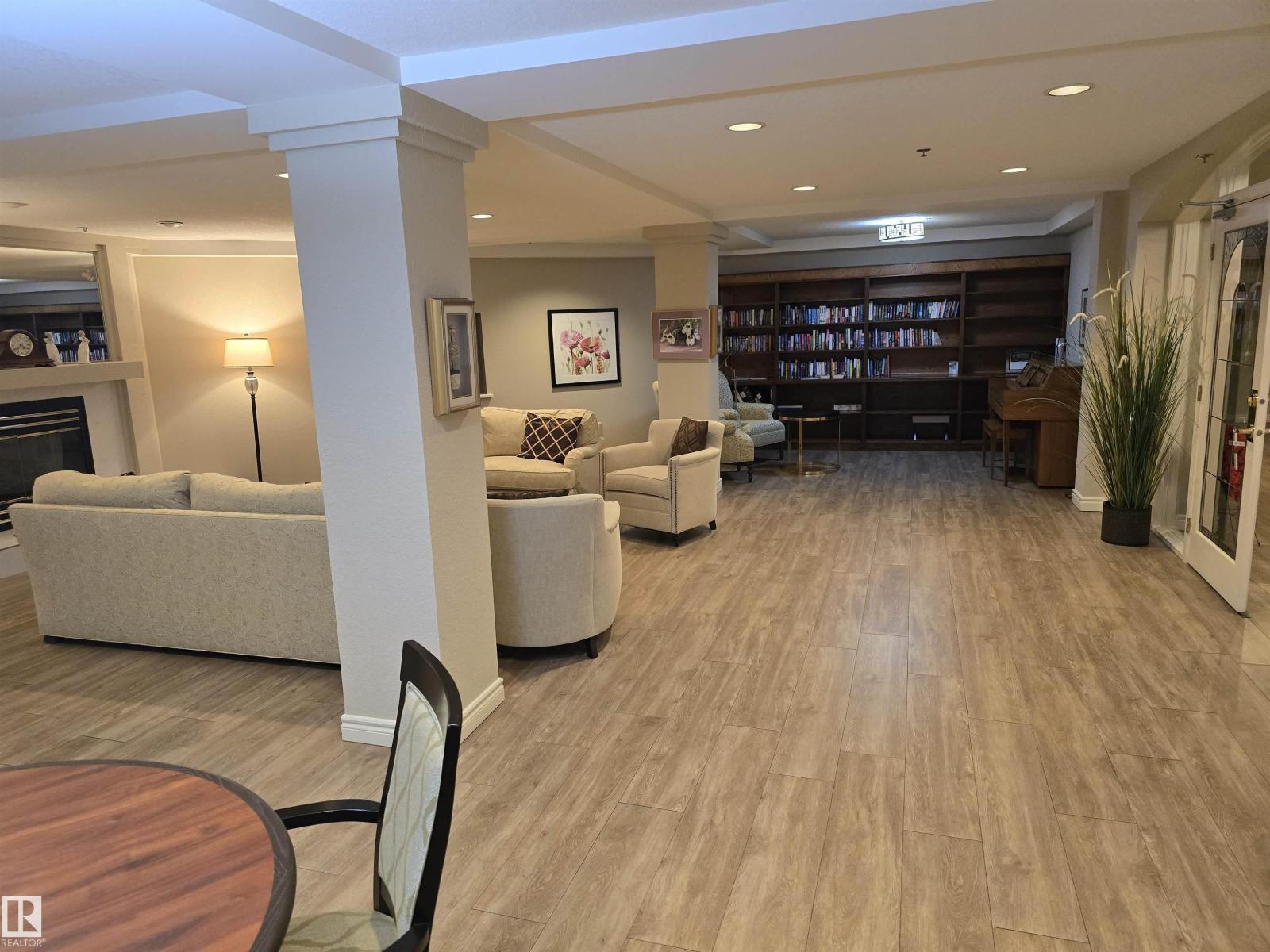 #210 10903 21 Av Nw, Edmonton, Alberta  T6J 7A4 - Photo 6 - E4465269