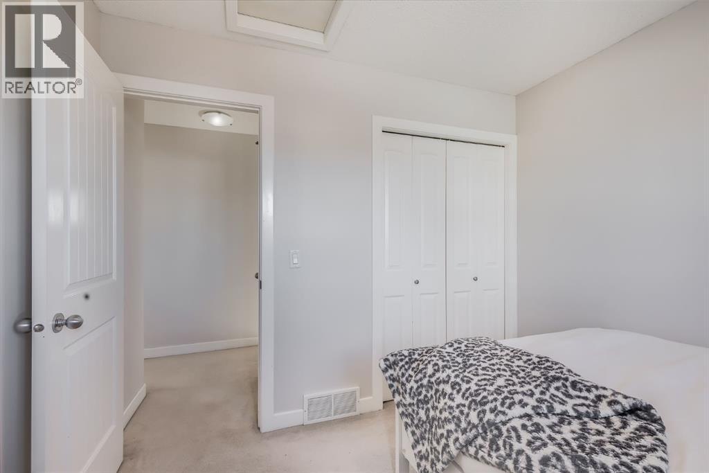 212 Luxstone Place Sw, Airdrie, Alberta  T4B 3C1 - Photo 15 - A2264979