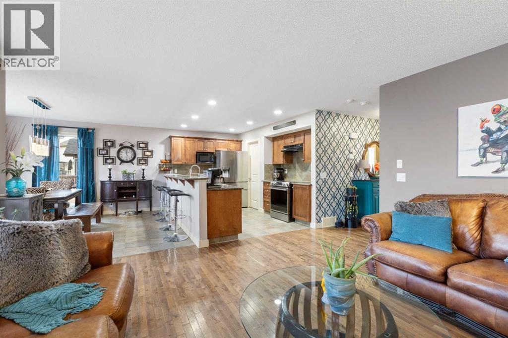 52 Westmount Circle, Okotoks, Alberta  T1S 0B6 - Photo 7 - A2269501