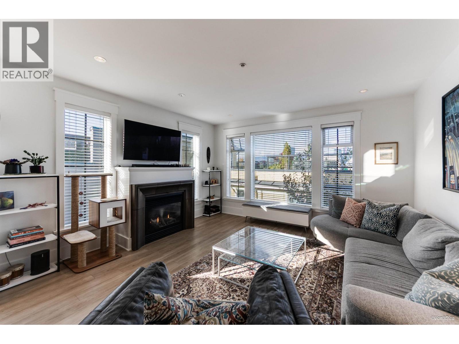 1017 W 8th Avenue, Vancouver, British Columbia V6H 1C3 - Photo 4 - R3061123