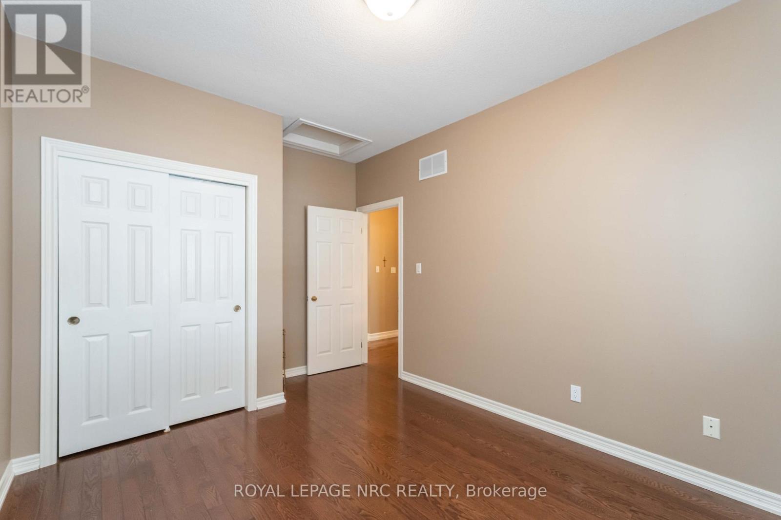 4114 Highland Park Drive, Lincoln, Ontario  L3J 0L7 - Photo 25 - X12537442