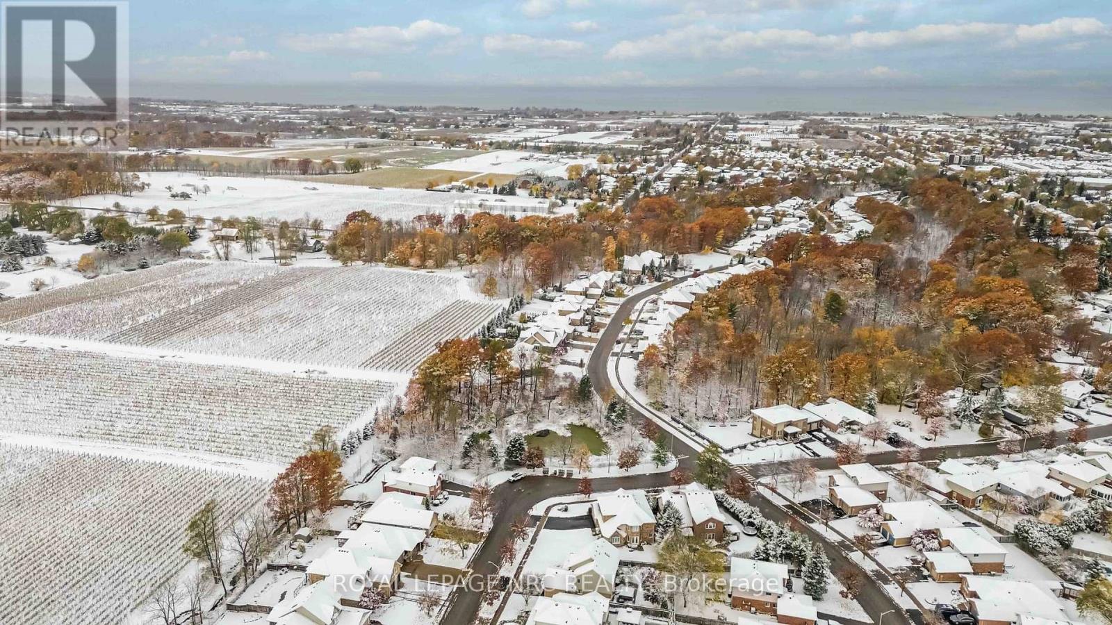 4114 Highland Park Drive, Lincoln, Ontario  L3J 0L7 - Photo 43 - X12537442