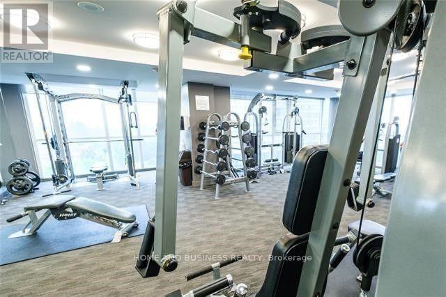 809 - 223 Webb Drive, Mississauga, Ontario  L5B 0E8 - Photo 16 - W12537050