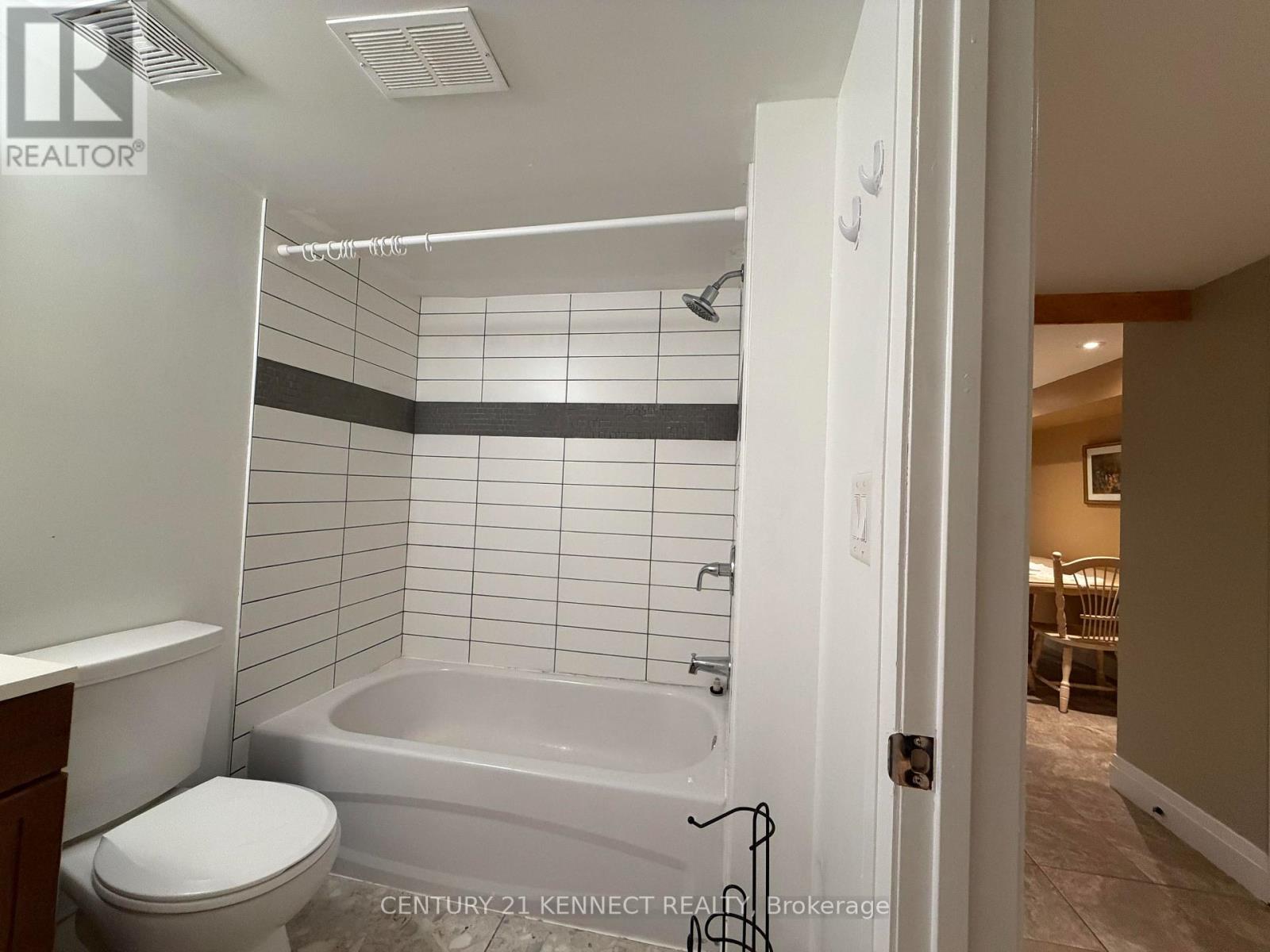 245 Nairn Avenue, Toronto, Ontario  M6E 4H5 - Photo 7 - W12537054