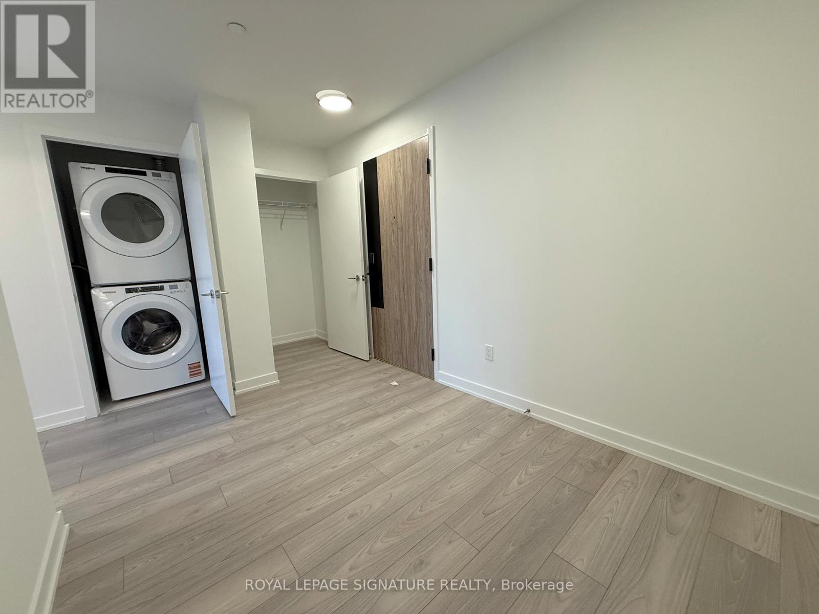 506 - 1007 The Queensway, Toronto, Ontario  M8Z 6C7 - Photo 2 - W12537090