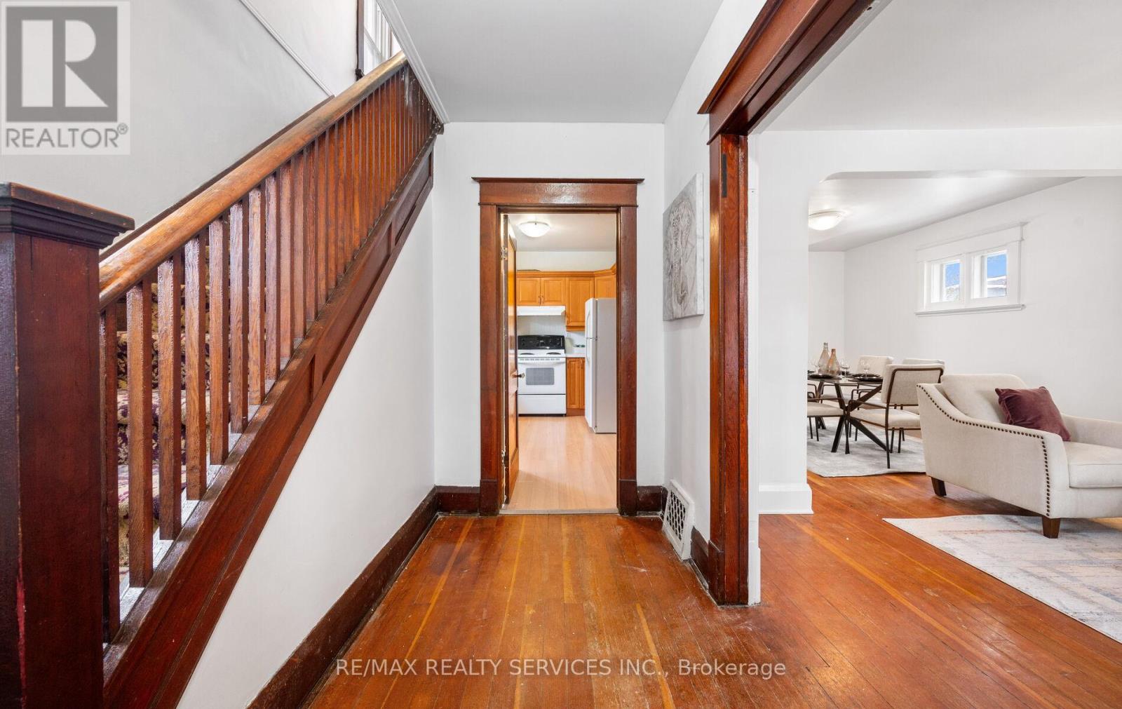 97 Mill Street N, Brampton, Ontario  L6X 1T7 - Photo 11 - W12537096