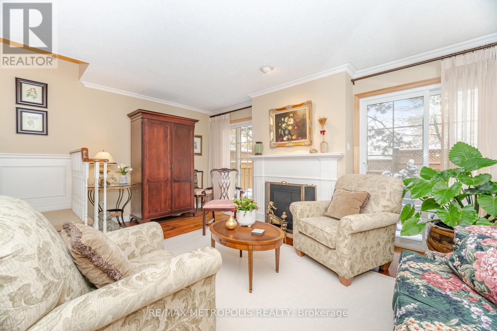 8 - 2390 Woodward Avenue, Burlington, Ontario  L7R 1T9 - Photo 16 - W12537098