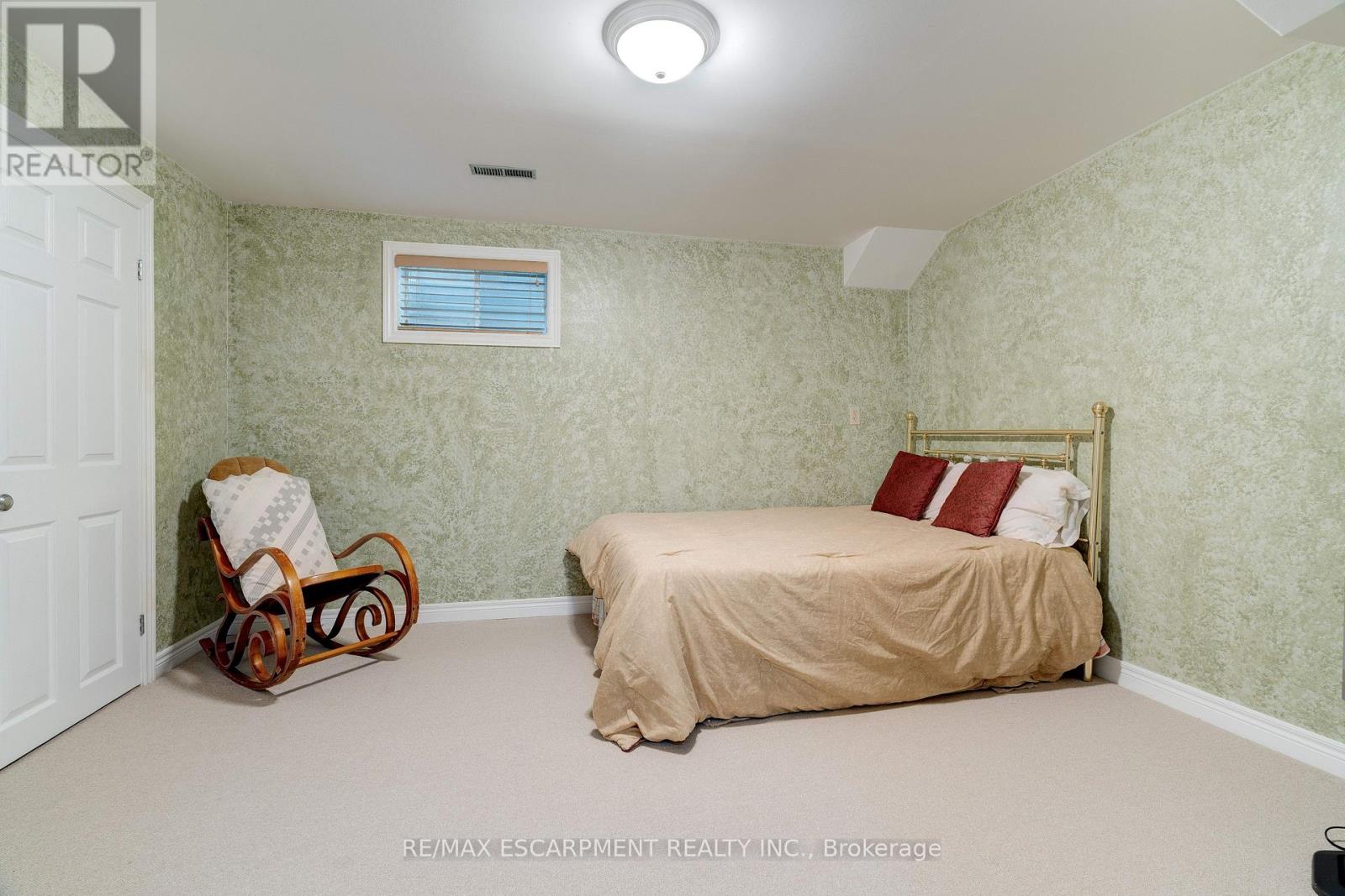 1151 Manor Road, Oakville, Ontario  L6M 1G3 - Photo 38 - W12537106