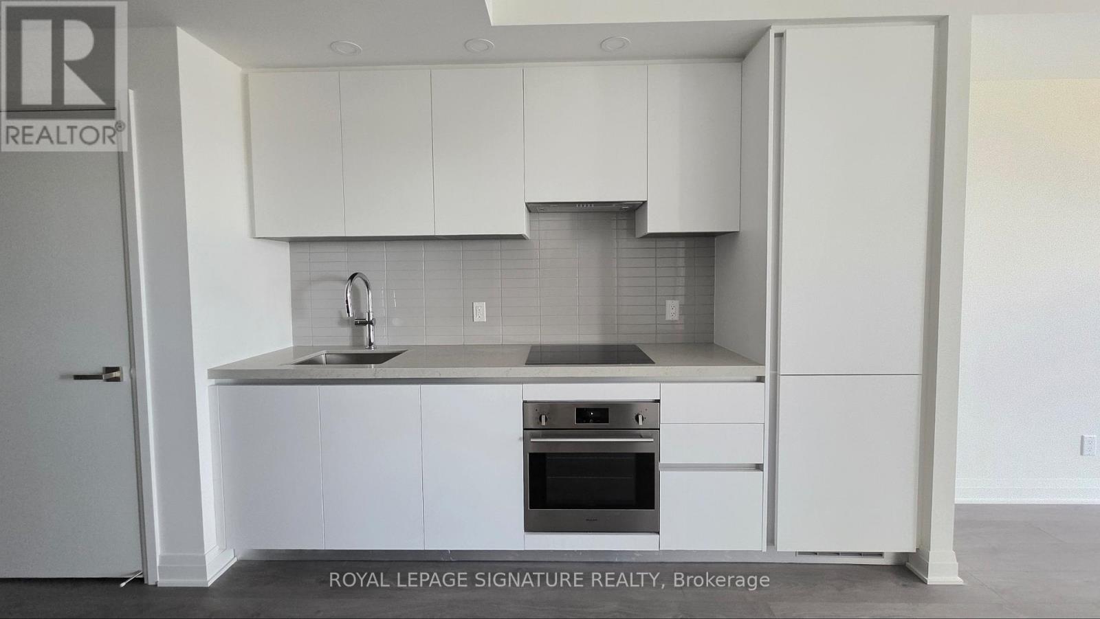 2509 - 4015 The Exchange, Mississauga, Ontario  L5B 0N9 - Photo 2 - W12537116