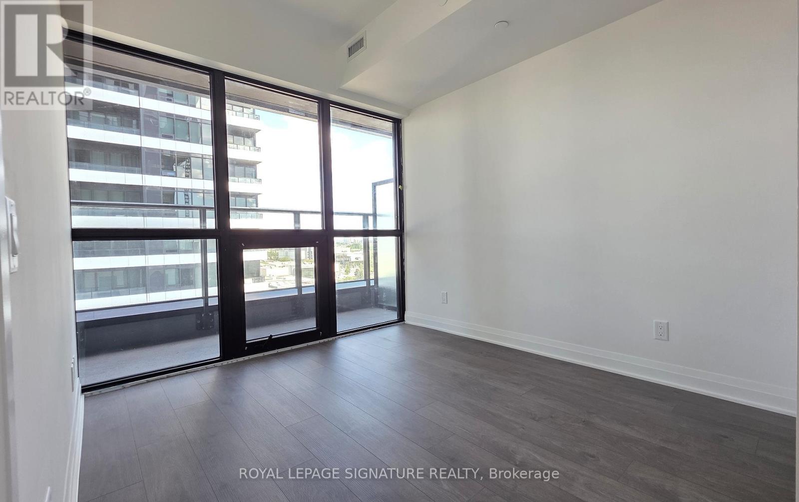 2509 - 4015 The Exchange, Mississauga, Ontario  L5B 0N9 - Photo 4 - W12537116