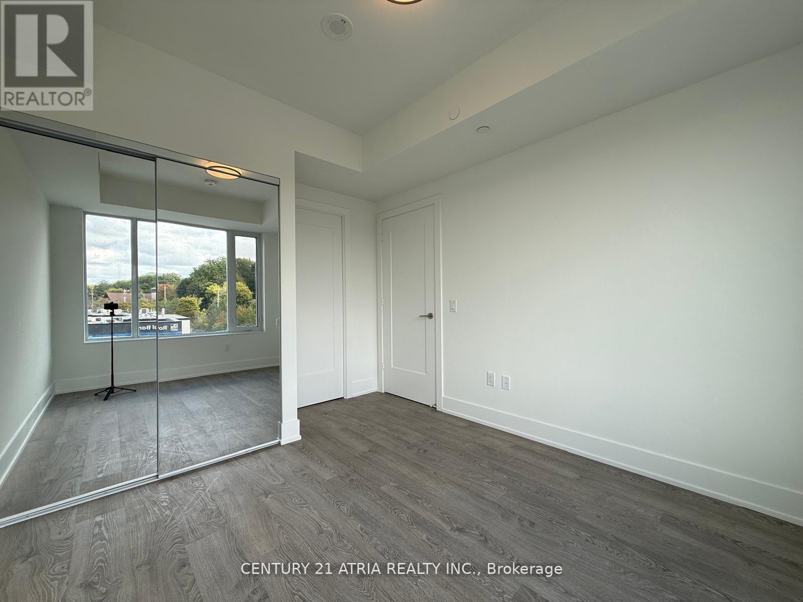 313 - 259 The Kingsway, Toronto, Ontario  M9A 3T6 - Photo 10 - W12537118