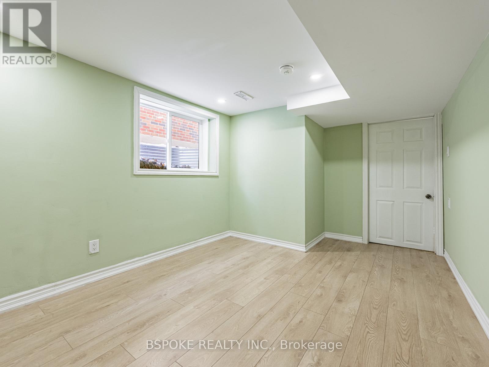 Bsmt - 252 Thistle Down Boulevard, Toronto, Ontario  M9V 1K7 - Photo 12 - W12537122