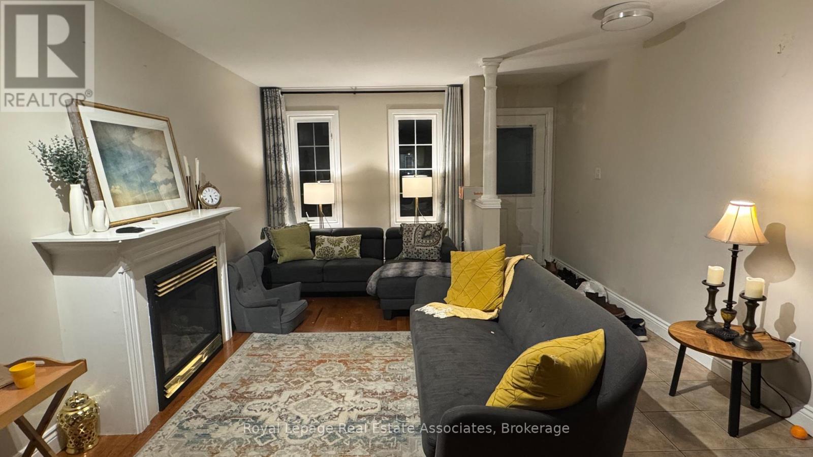 3214 Ridgeleigh Heights, Mississauga, Ontario  L5M 6S6 - Photo 3 - W12537124