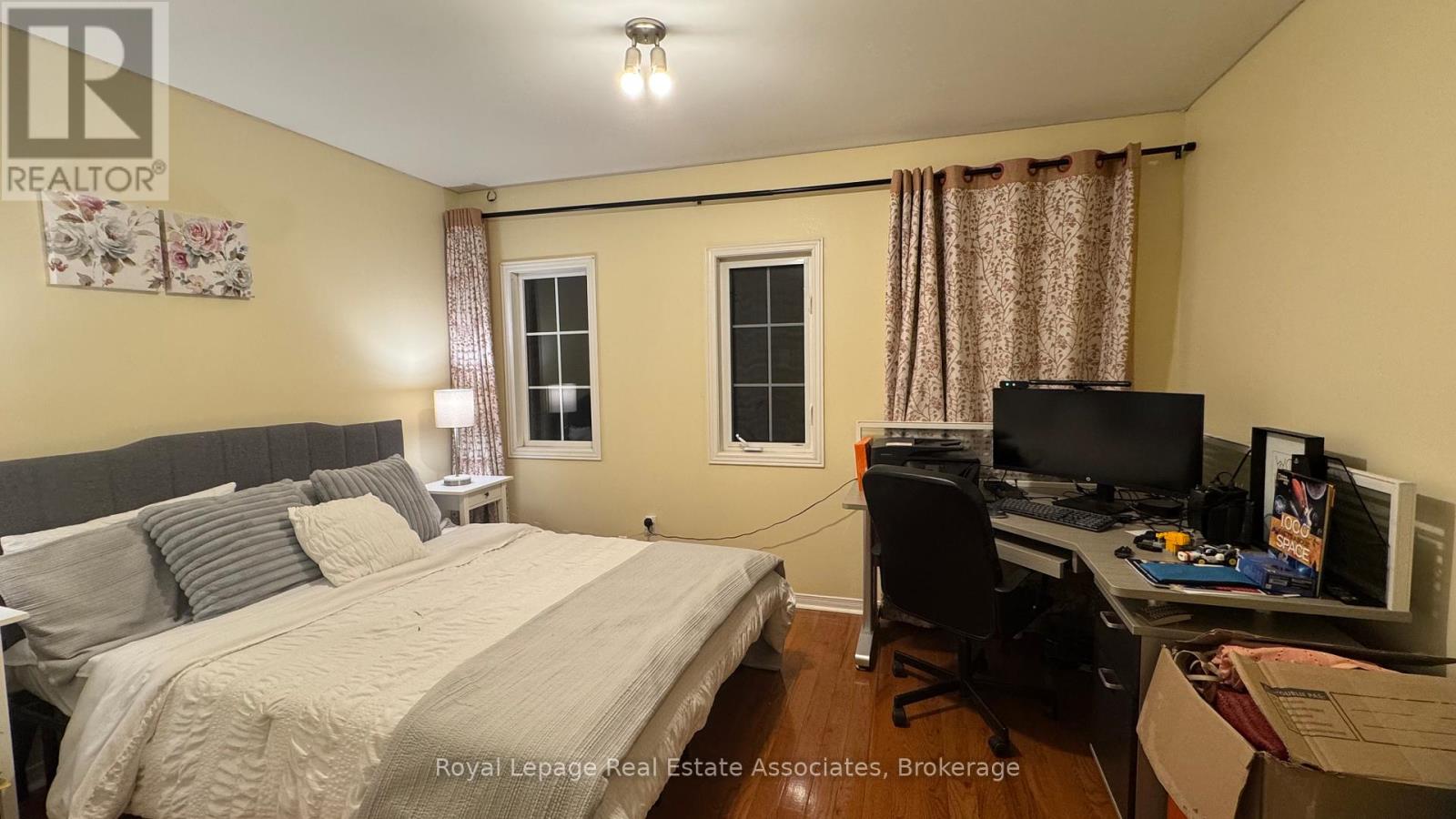 3214 Ridgeleigh Heights, Mississauga, Ontario  L5M 6S6 - Photo 9 - W12537124