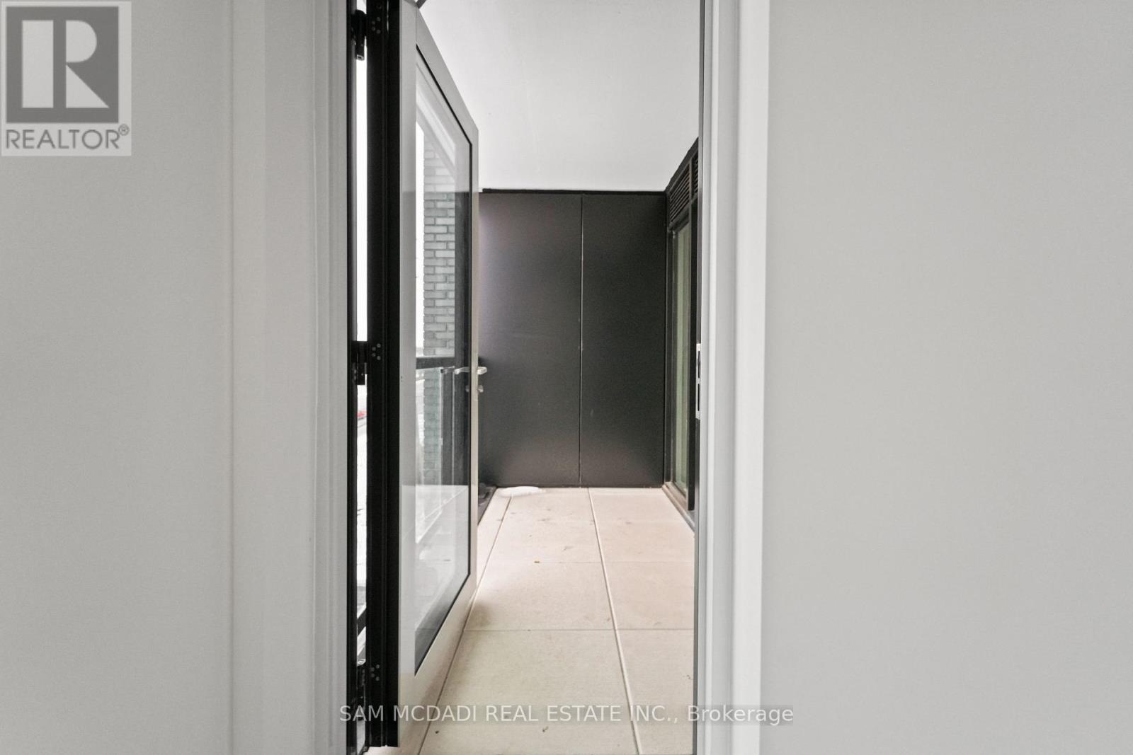 303 - 3079 Trafalgar Road, Oakville, Ontario  L6H 8C5 - Photo 15 - W12537126